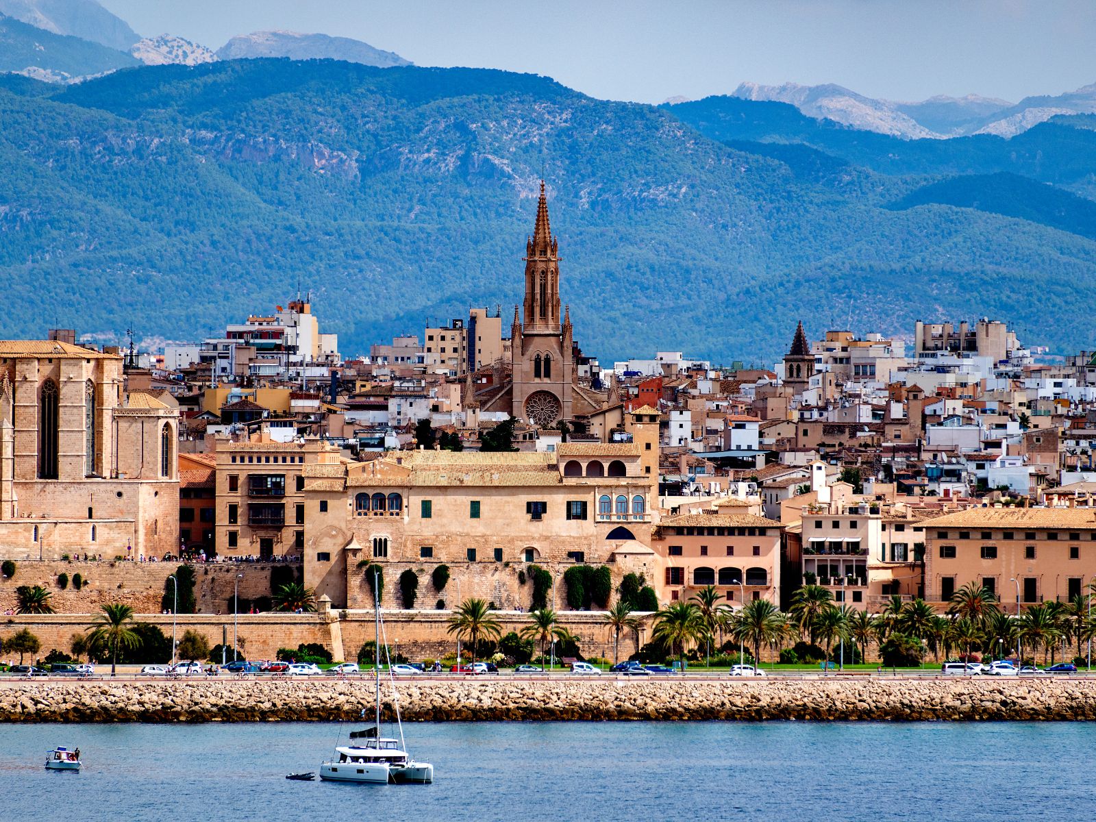 Vivir en Mallorca: ventajas de residir en Palma
