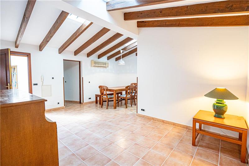 Erdgeschosswohnung mit Innenhof von ca. 30m2 in Puerto Pollença,