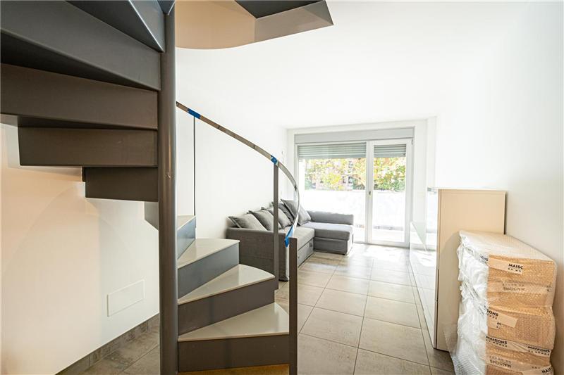 Rental. Duplex apartment with pool in a residential complex in Son Armadans