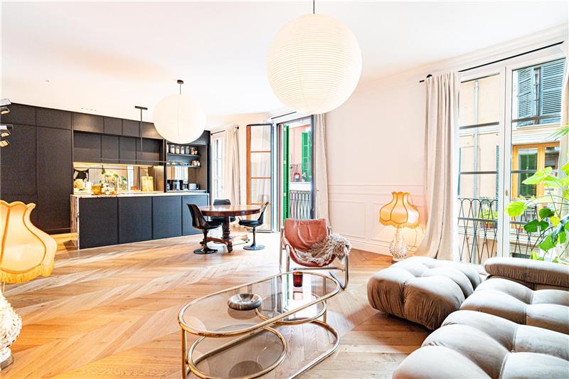 Piso de 170m2  en majestuosa finca en el corazón de Palma,