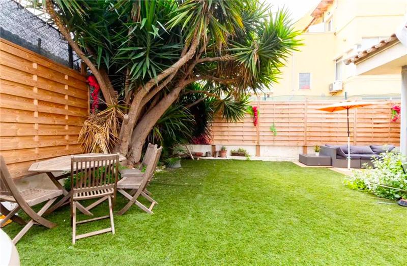 Ground-floor apartment with a garden of approx. 82 m²