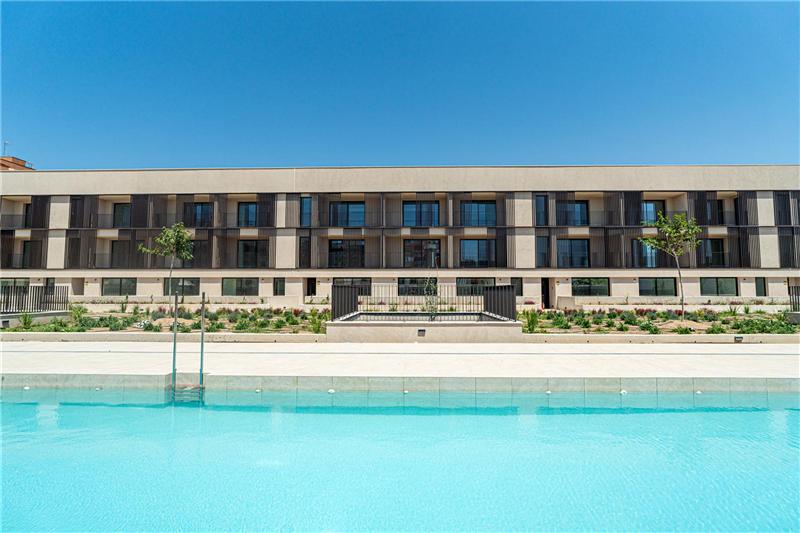 Brand-New Ground Floor Apartment with Terrace in a Residential Complex with Swimming Pool in Palma